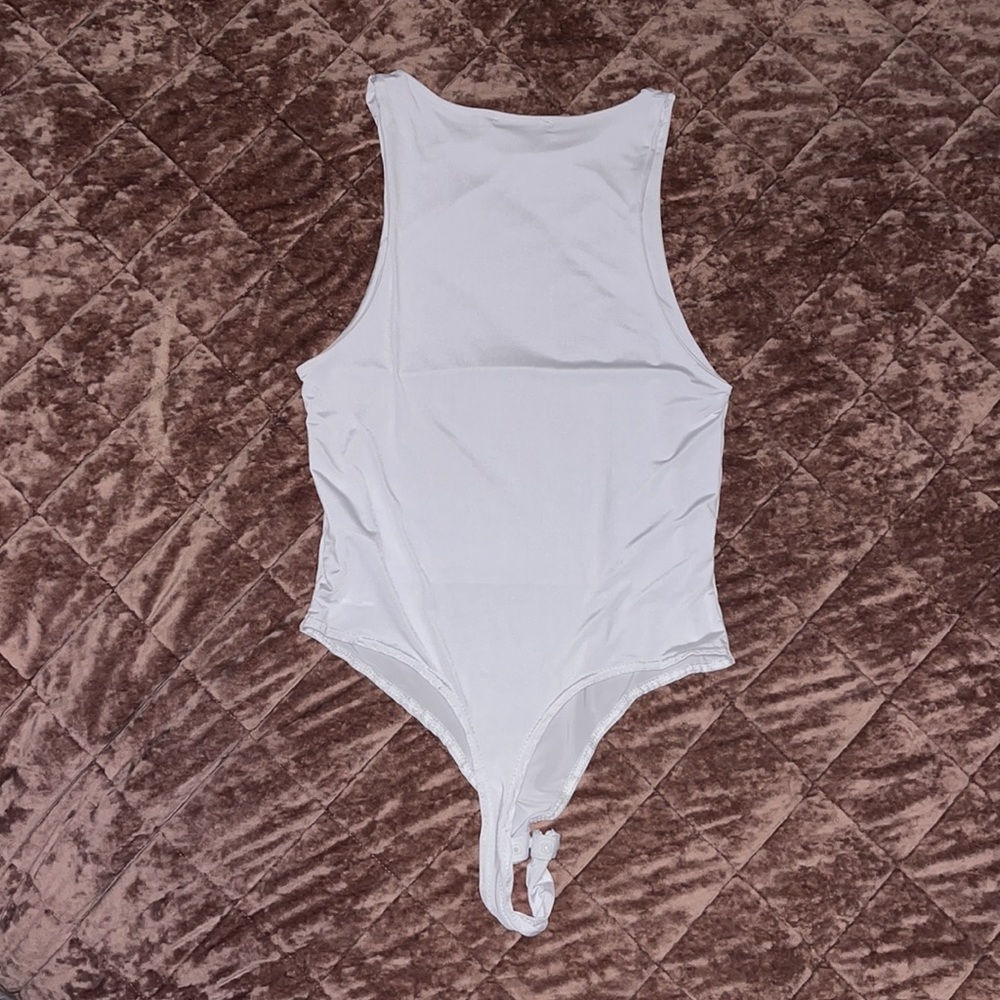 Missguided White Bodysuit - Picture 3 of 3